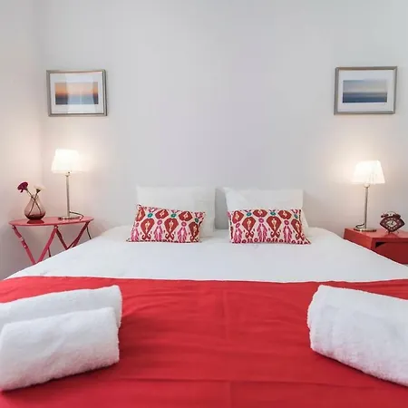 Sara'S Home Charm At Alfama